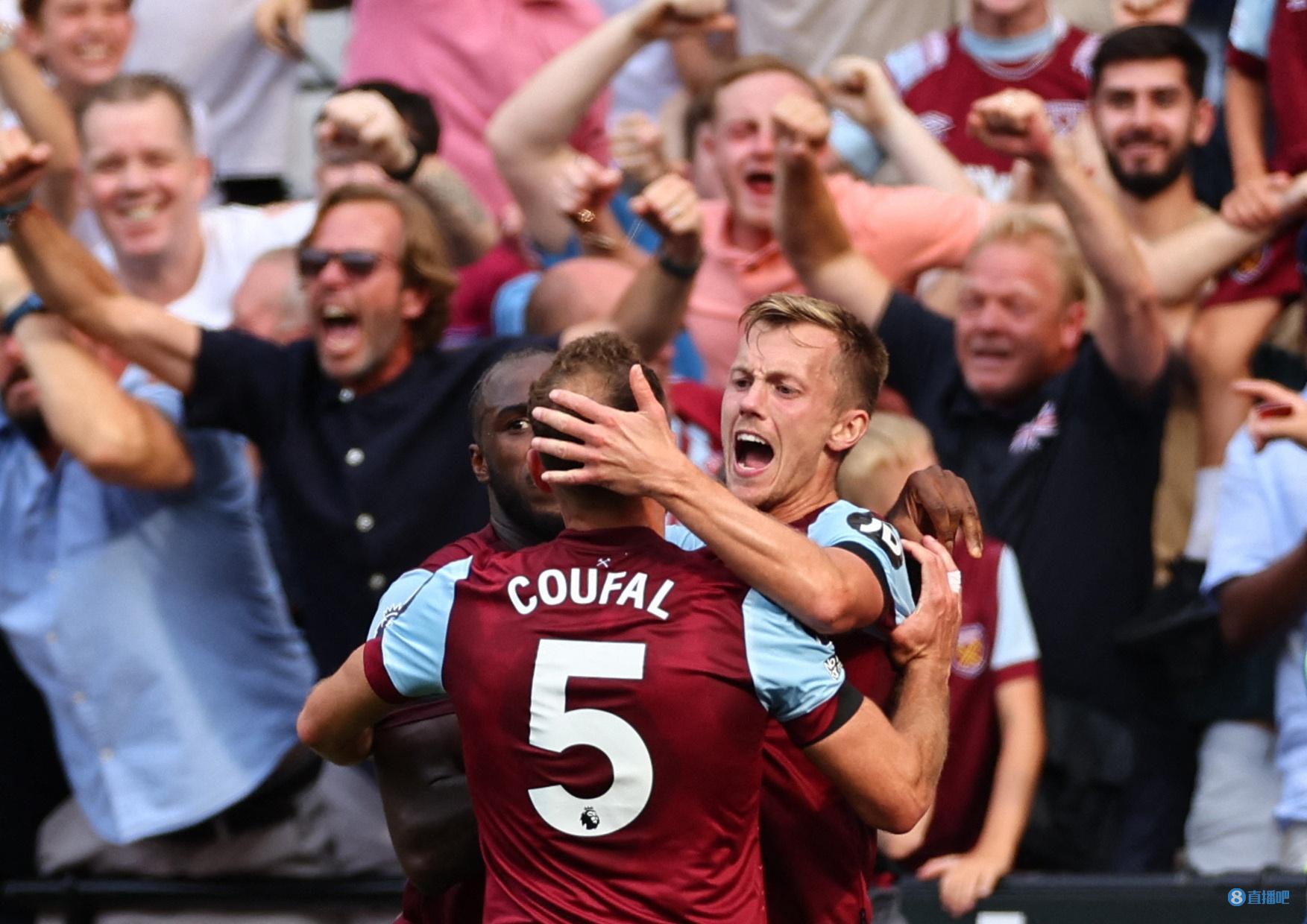 露背装一直 露背装一直